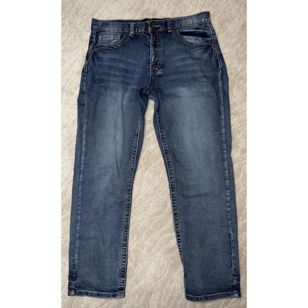TRUE LUCK Mens Blue‎ Medium Wash Straight Leg Jeans 34/30 Stretch EUC- (2Q-11)